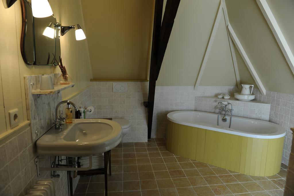 Moushouk Bed And Breakfast Oostwold  Экстерьер фото