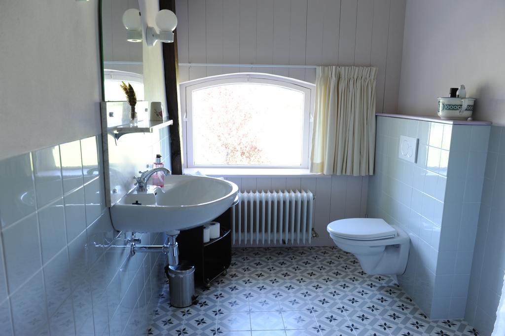 Moushouk Bed And Breakfast Oostwold  Экстерьер фото